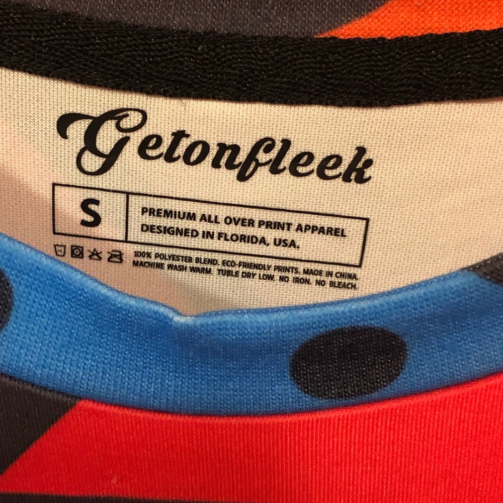 Getonfleek Top - Picture 2 of 3